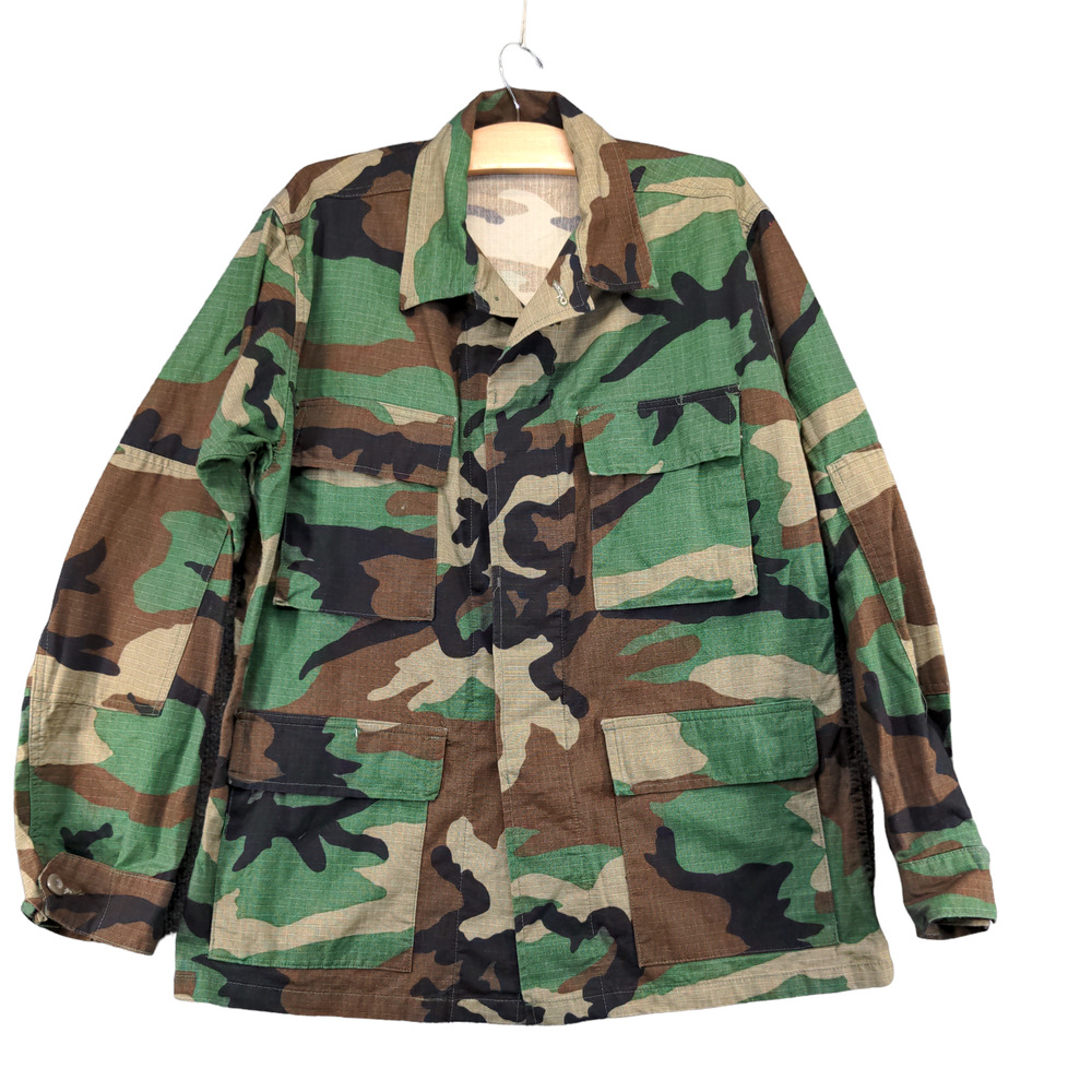 U.S. Military Mens Woodland Camo Shirt Green Brown Size M Pockets